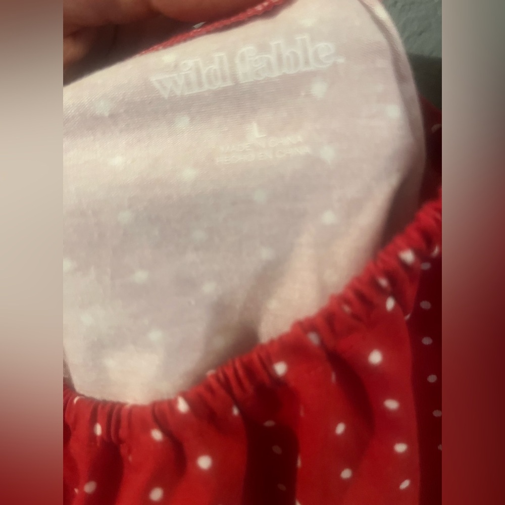 Red polka dot top - Picture 4 of 4